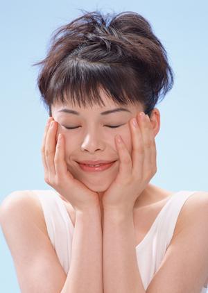 大阪の美容院で高級な髪のケアやエステ